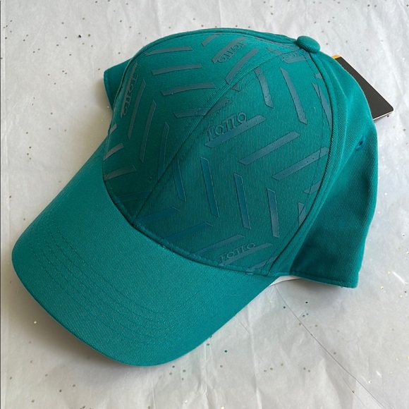 Hat - Picture 1 of 4